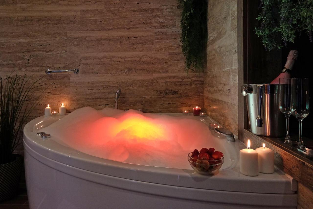 Central Spa Galaxy Apartment ベオグラード エクステリア 写真